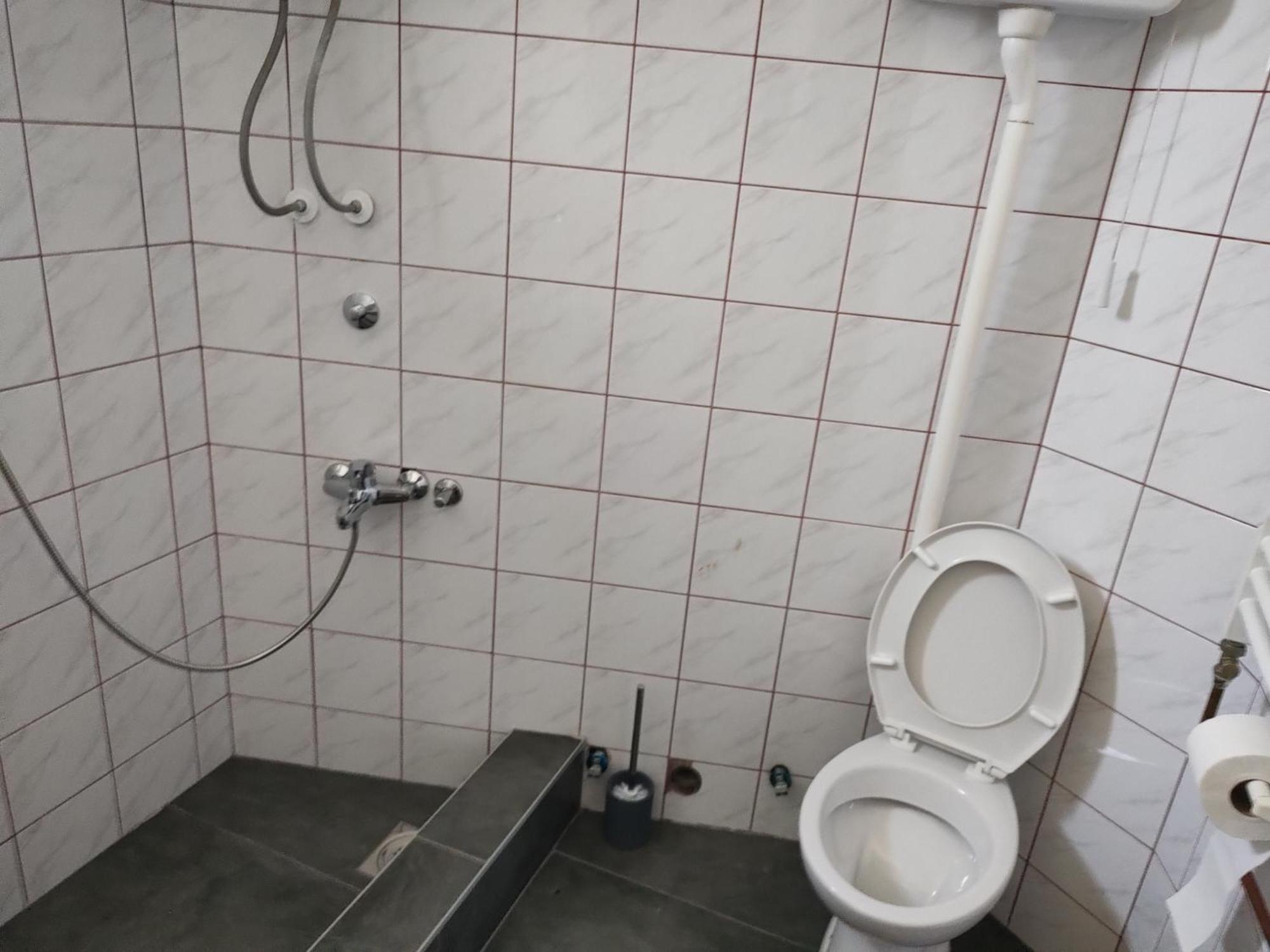 Stan Appartement Sremska Mitrovica Buitenkant foto